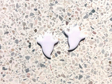 Load image into Gallery viewer, Sam Wheat Studs