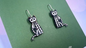 Skele-cat