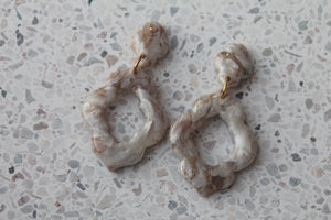 Diana Dangles